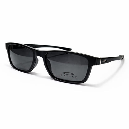 OAKLEY